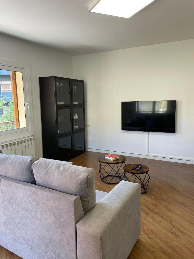 Apartamento Centrico En Berga - Alberga Zewnętrze zdjęcie