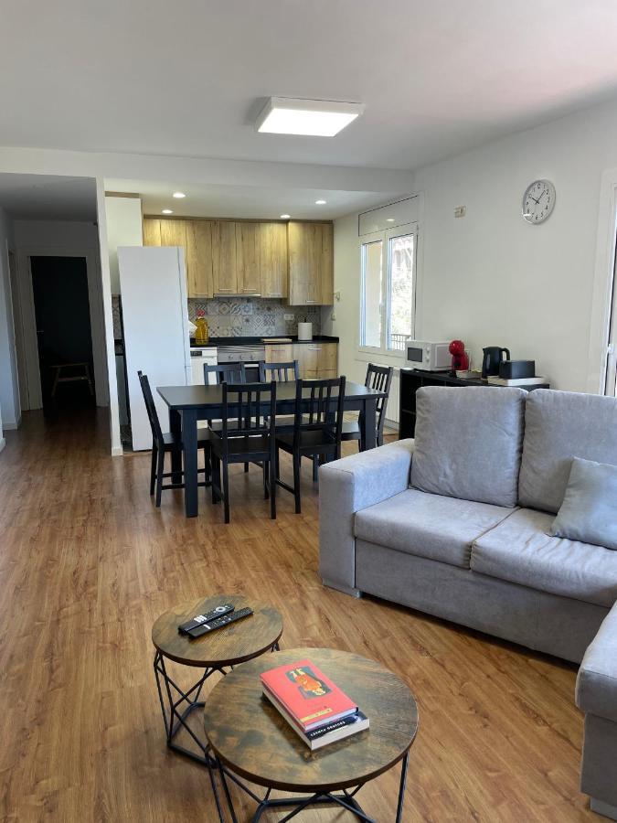 Apartamento Centrico En Berga - Alberga Zewnętrze zdjęcie
