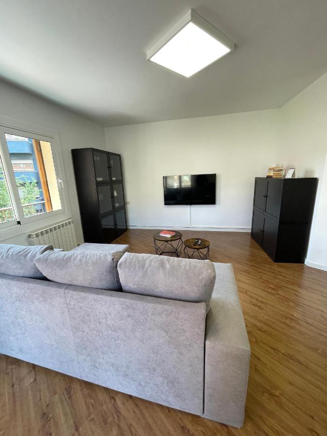 Apartamento Centrico En Berga - Alberga Zewnętrze zdjęcie